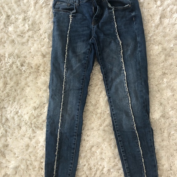 Clothes - Picture 3 of 8